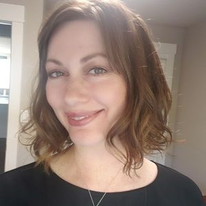 Meet your Posher, Lia